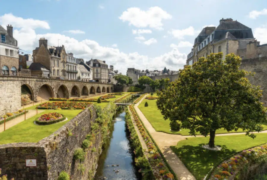 Guide immobilier Vannes 2026