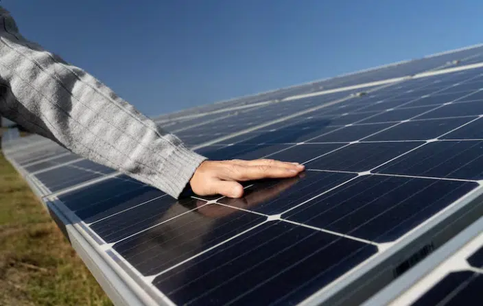 Entretien panneaux photovoltaïques